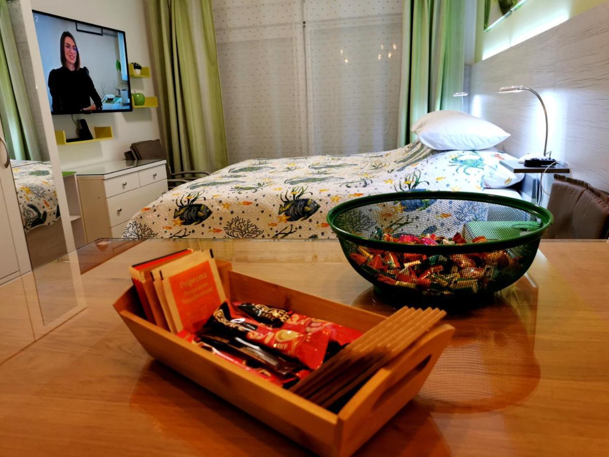 Apartmani Peyton Slavonski Brod Exteriör bild